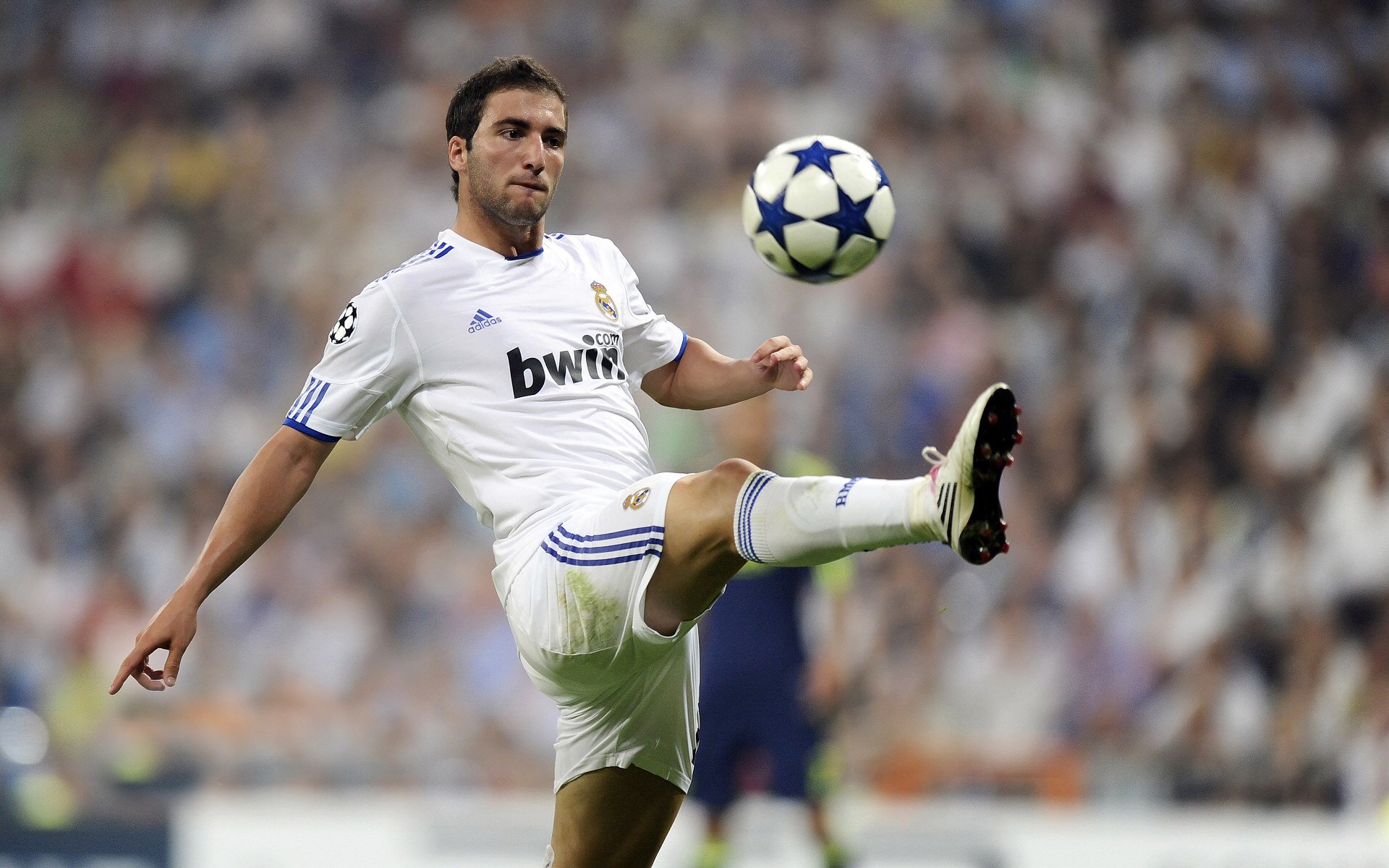 西亚卡姆连续单打得手猛龙反超比分,西亚卡姆十佳球