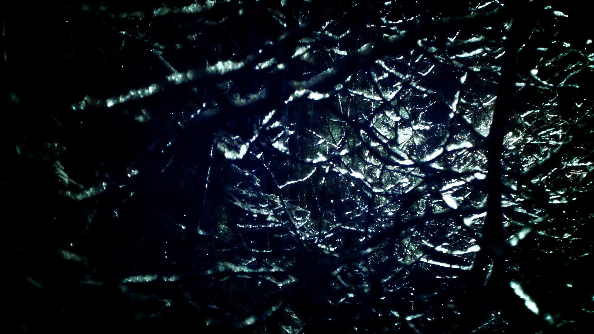 巴黎引进欧洲顶级中场，实力大幅升级，巴黎的中场